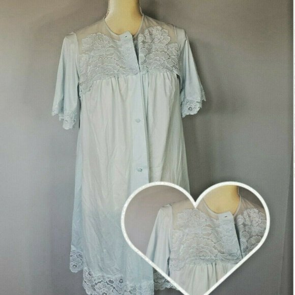 ShadowLine Other - Shadowline Baby Blue Nylon Housecoat Robe Small
